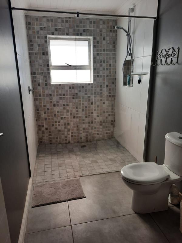 To Let 1 Bedroom Property for Rent in Dana Bay Western Cape